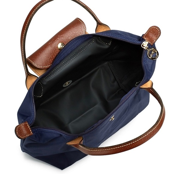 Longchamp
Small Le Pliage Nylon Top Handle Bag - Picture 2 of 12